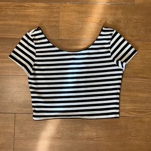 💚Striped Crop Top